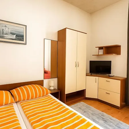 Jure Apartamento Makarska